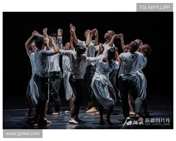 2020年首钢与新疆篮球对决回顾及精彩瞬间分析